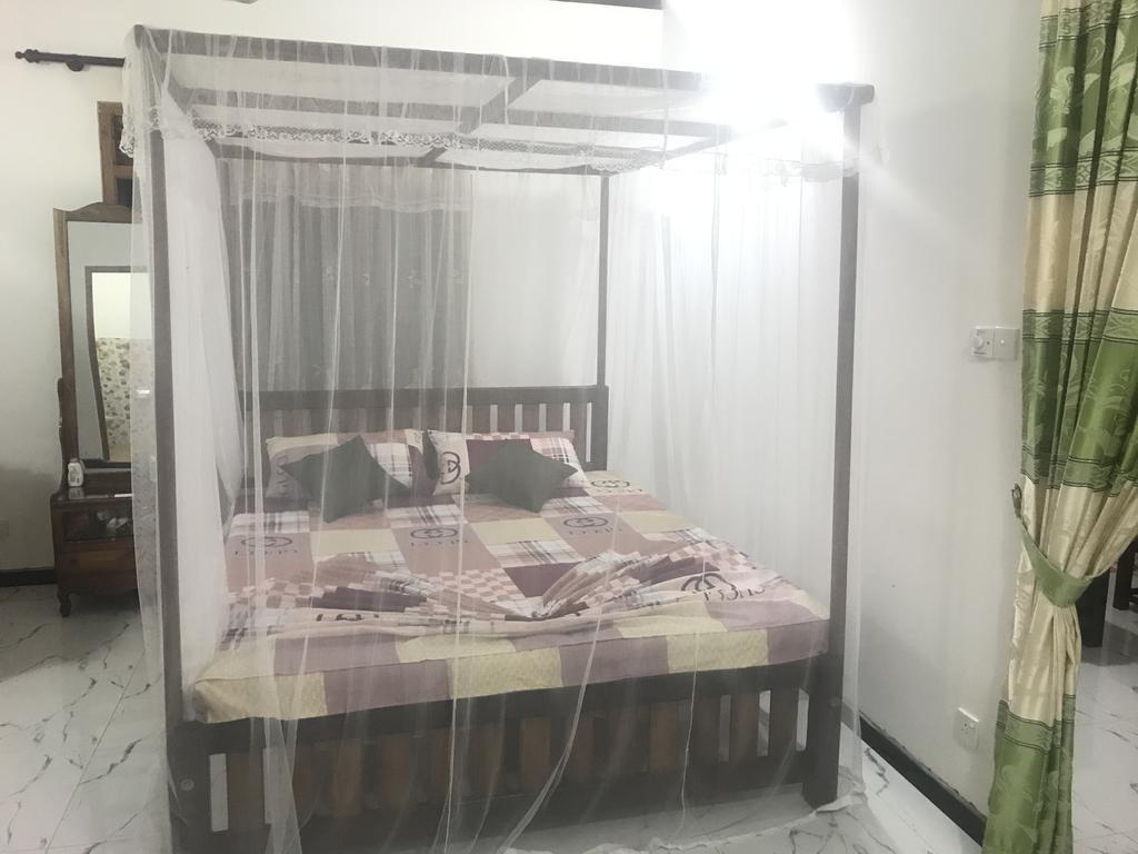 Mount Nature Villa Хиккадува Номер фото